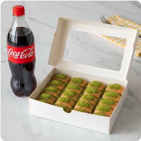 1000 Gr Fıstıklı Baklava 1 Litre Cola Samsun pasta